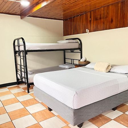 Rio Danta Hostel La Fortuna Εξωτερικό φωτογραφία