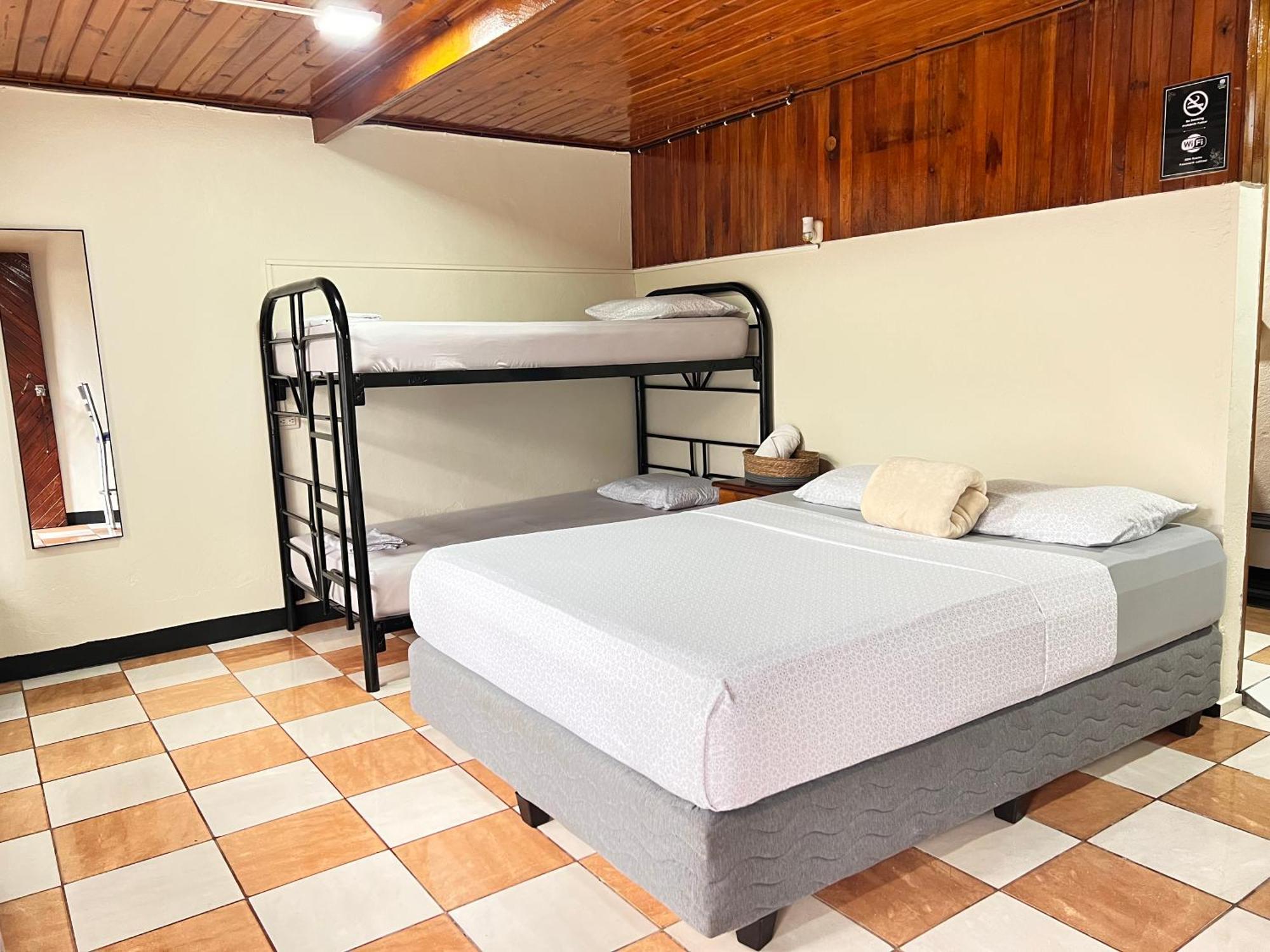 Rio Danta Hostel La Fortuna Εξωτερικό φωτογραφία